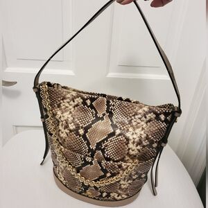 NWT Michael Kors Reese Snakeprint Shoulder Bag, Retail $378, Stylish, Chic
